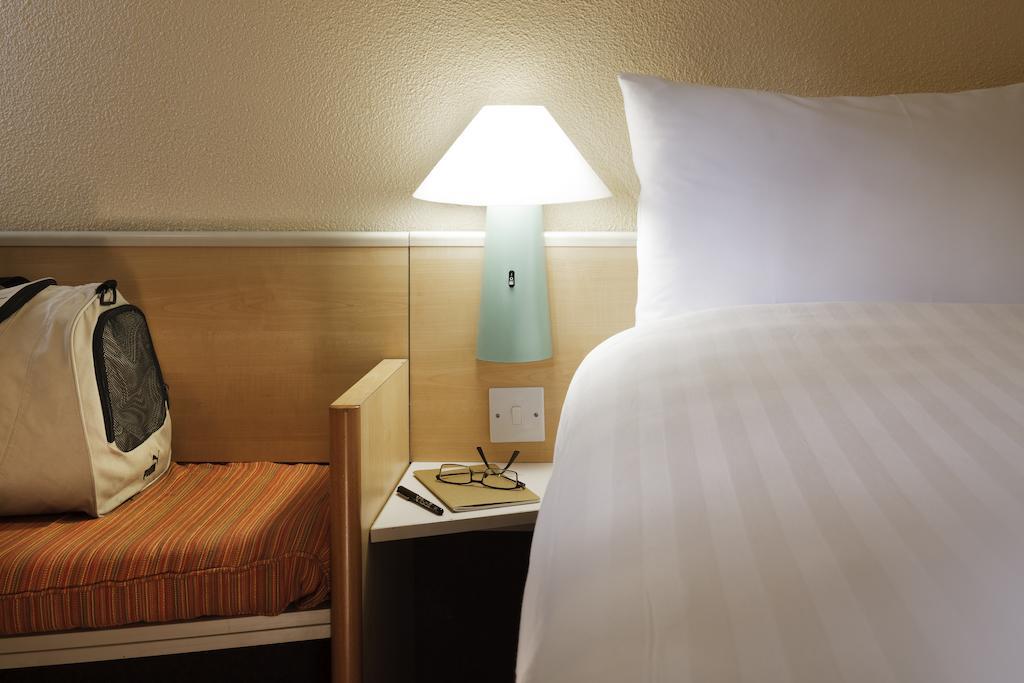 Ibis Plymouth Hotel Екстериор снимка