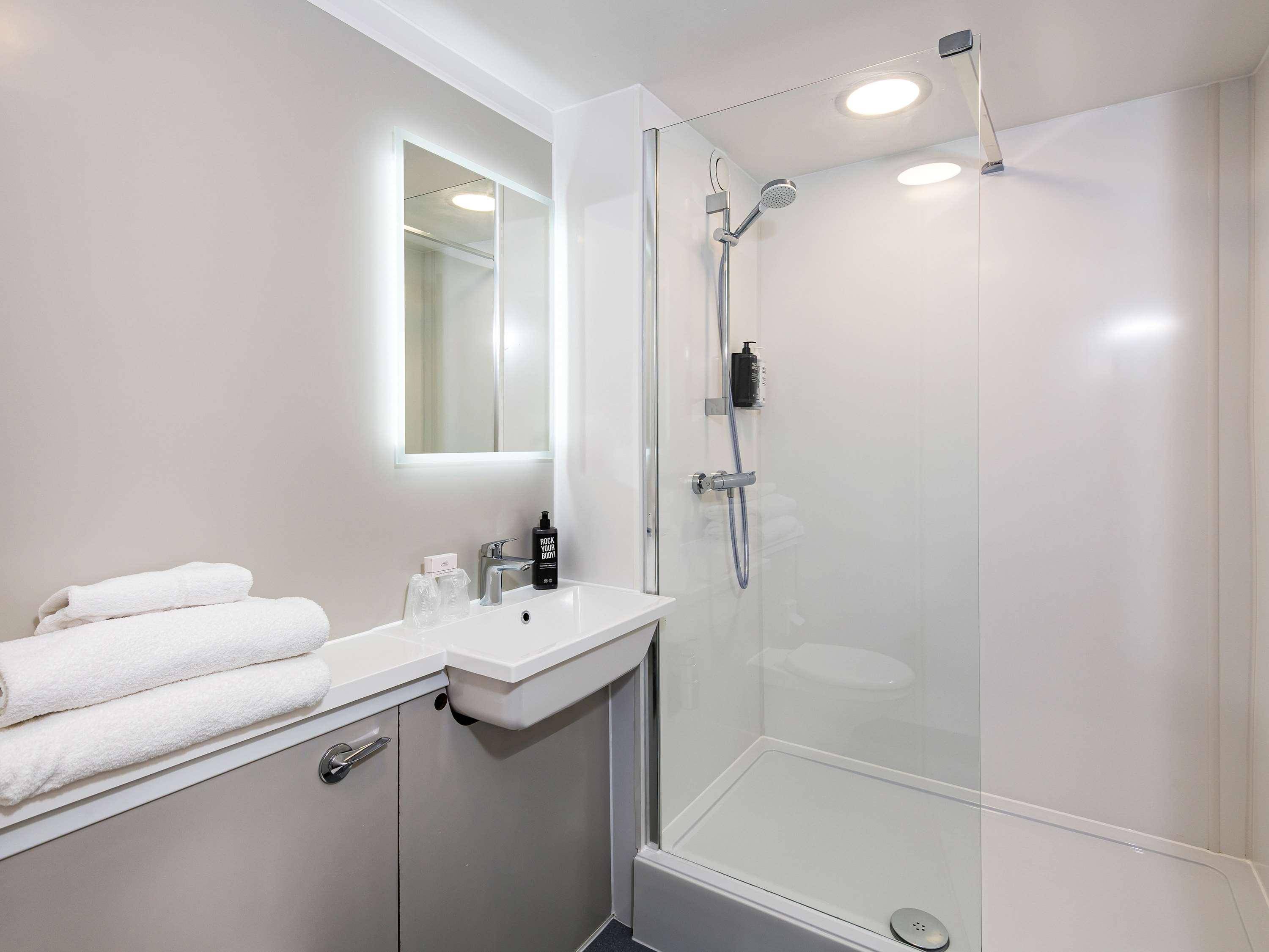 Ibis Plymouth Hotel Екстериор снимка