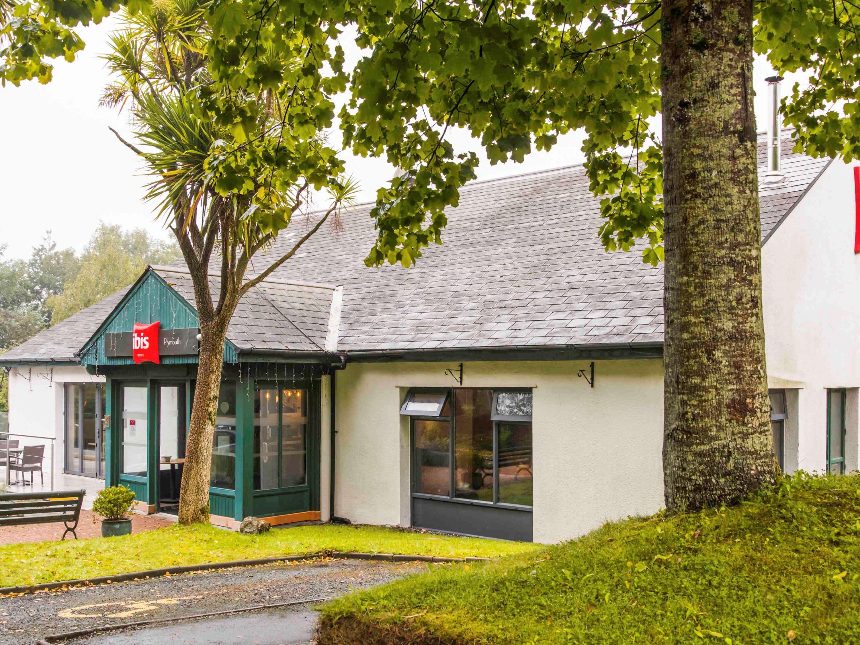 Ibis Plymouth Hotel Екстериор снимка