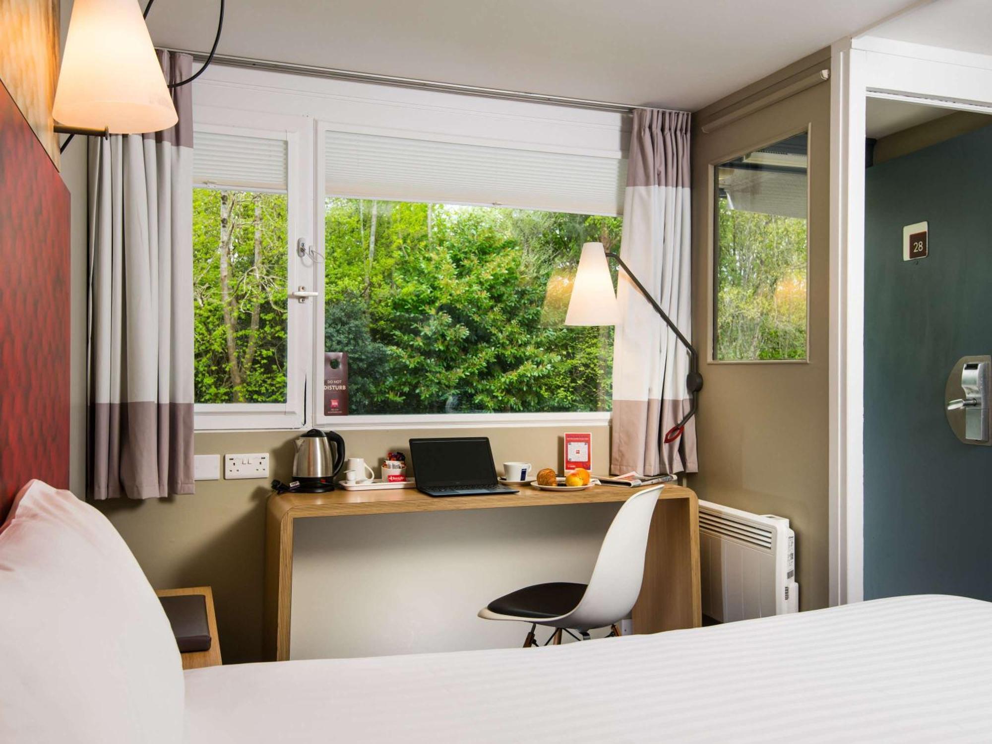 Ibis Plymouth Hotel Екстериор снимка